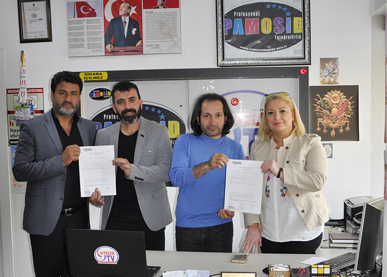 Yep Yeni Bomba Gibi Bir Program 'Müzik Pınarı'... Müzik Pınarı_Ersoy Ketenci_Canan Beydil_Siteler TV (1)