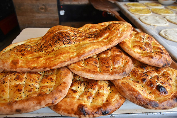 Ankara'da Ramazan Pidesi 5 TL