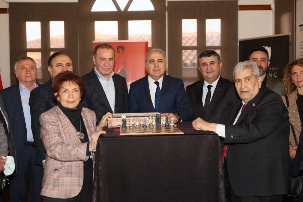 HİTİT KADEŞ SATRANÇ TAKIMI SATRANÇ MÜZESİ HİTİT KADEŞ SATRANÇ TAKIMI SATRANÇ MÜZESİ