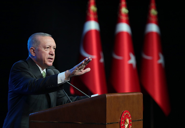 “Eğitimin her alanında ülkemizde tarihî dönüşümlere imza attık” Eğitimin her alanında ülkemizde tarihî dönüşümlere imza attık_Siteler TV (3)