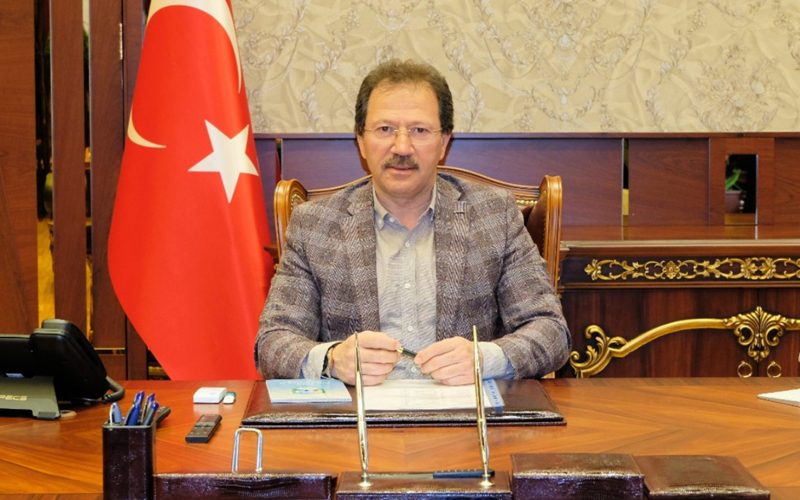 Mehmet Yiğiner'den Pendevi Palandöken'e EYT'de Esnafı Yalnız Bıraktın...