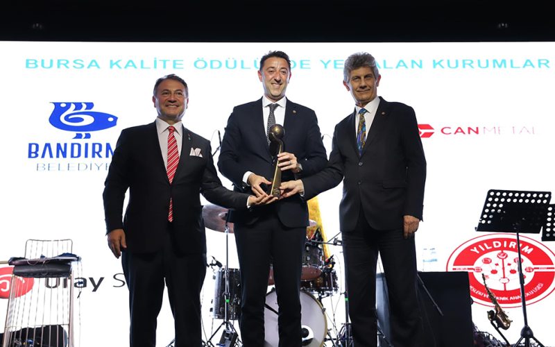 BANDIRMA BELEDİYESİNE KALİTE VE BAŞARI ÖDÜLÜ 06-2023