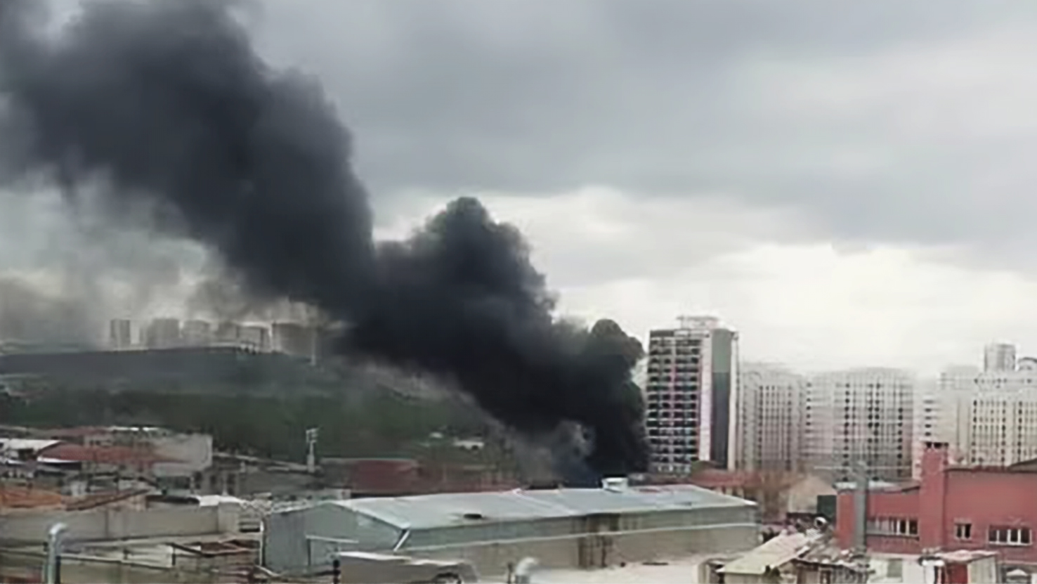 Siteler Demirhendek Caddesinde İş Yeri Yandı …2025