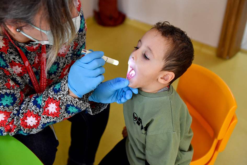 ALTINDAĞLI MİNİKLER İÇİN SAĞLIKLI GÜLÜŞLER_Siteler TV