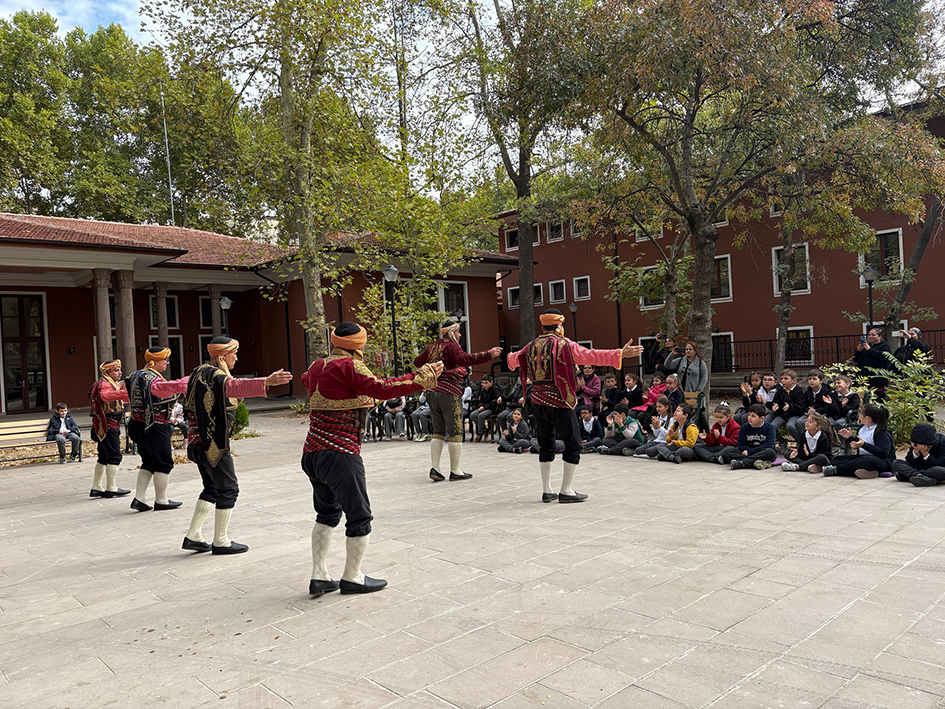 Seymenler 13 Ekim vesilesiyle öğrencilerle buluştu_Siteler TV