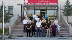 BERBERLER MİNİK YÜREKLERE DOKUNDU_SİTELER TV