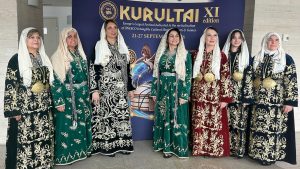 SEYMENLER VE BACIERENLER ROMANYA DA KURULTAY SAHNESİNDE_Siteler TV